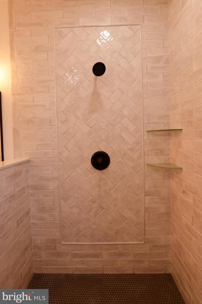 5010 Covered Bridge Rd, Millville NJ  08332 exterior