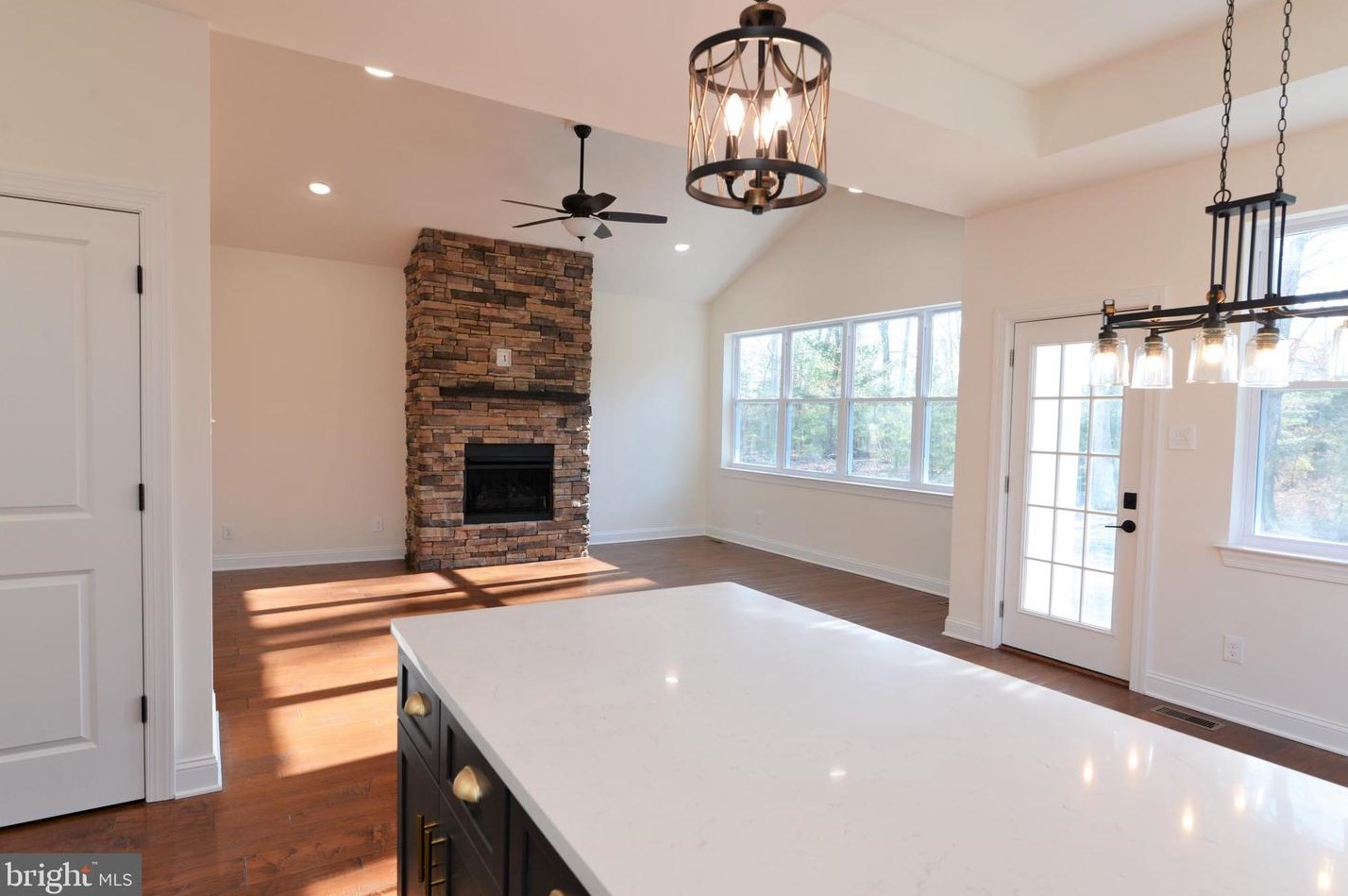 5010 Covered Bridge Rd, Millville NJ  08332 exterior