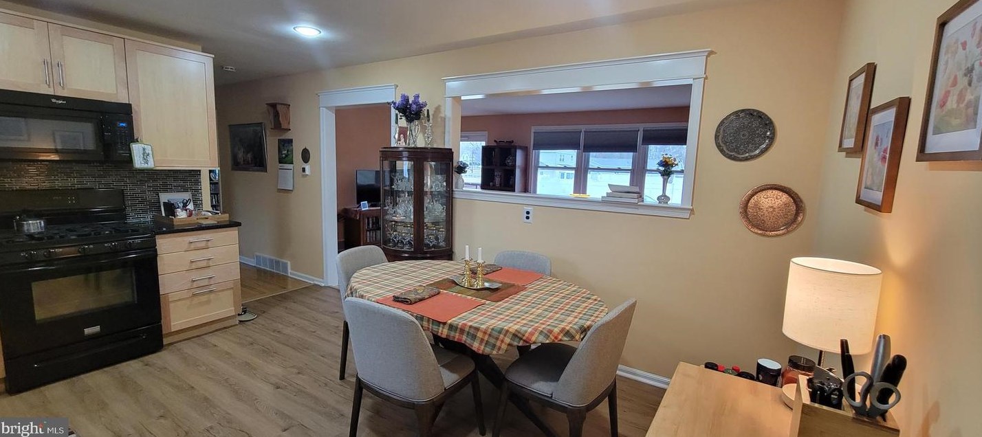 1299 Singer Ln, Vineland NJ  08361-6052 exterior