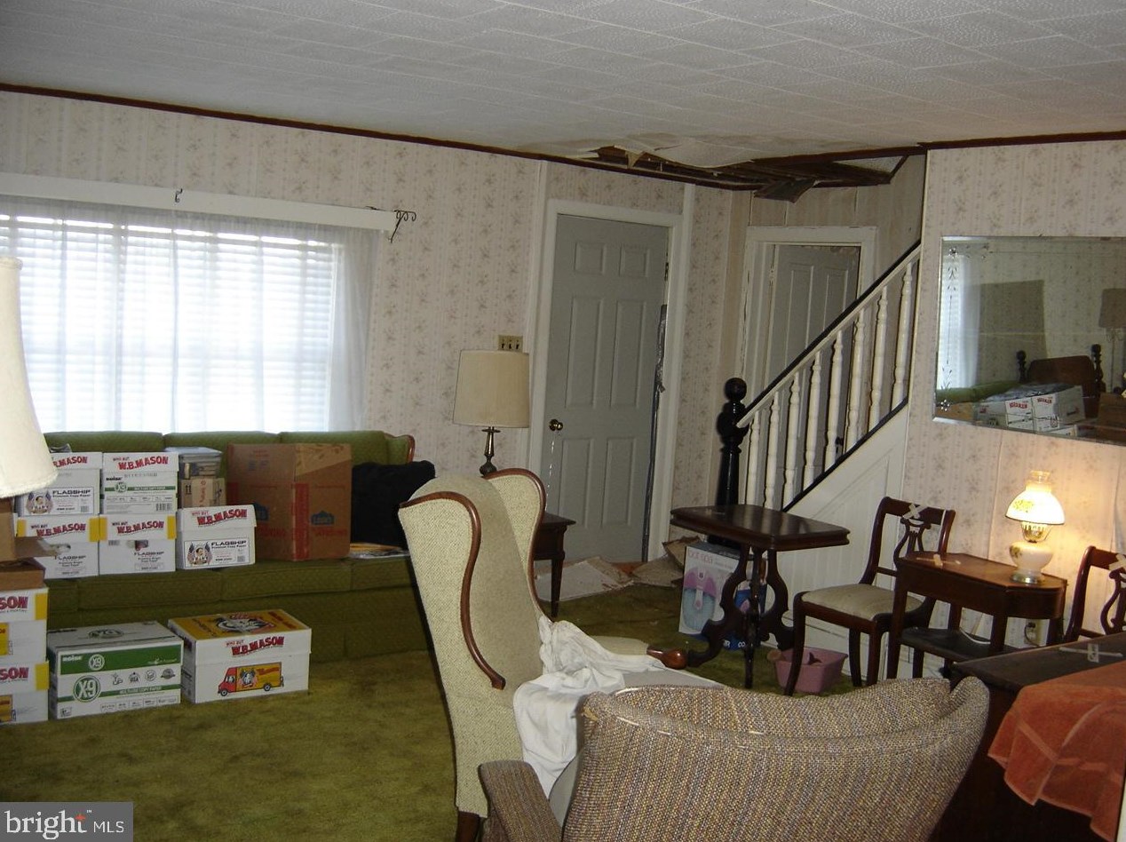 285 Diament Rd, Stow Creek Twp NJ  08302-5737 exterior