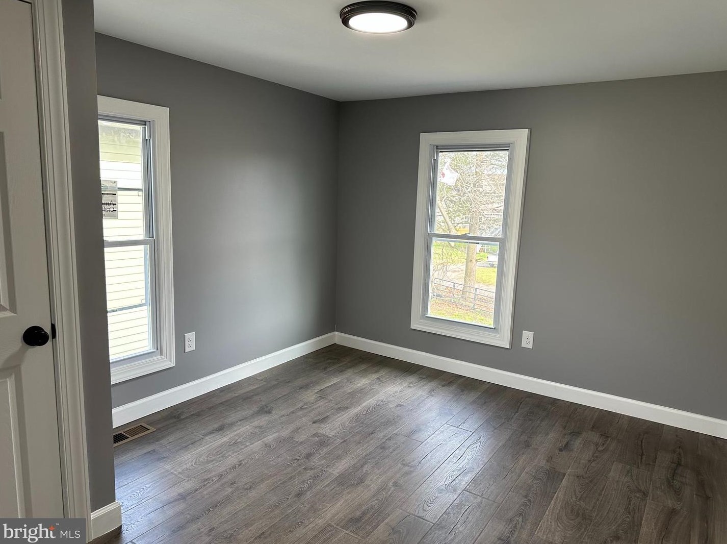 125 Foundry St, Millville NJ  08332-2805 exterior