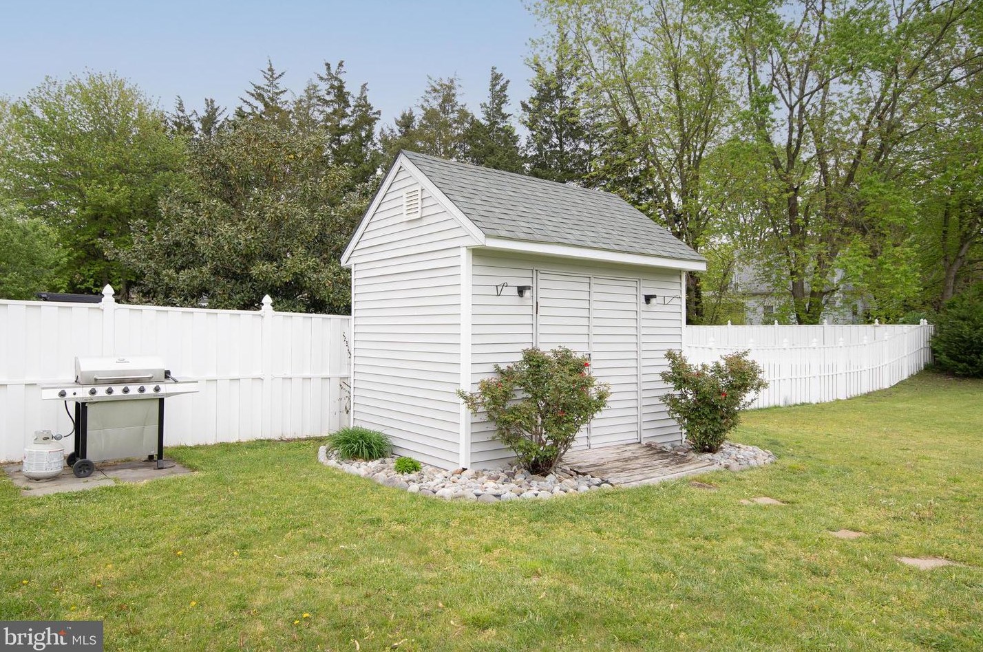 479 Val Ln, Millville NJ  08332-4777 exterior