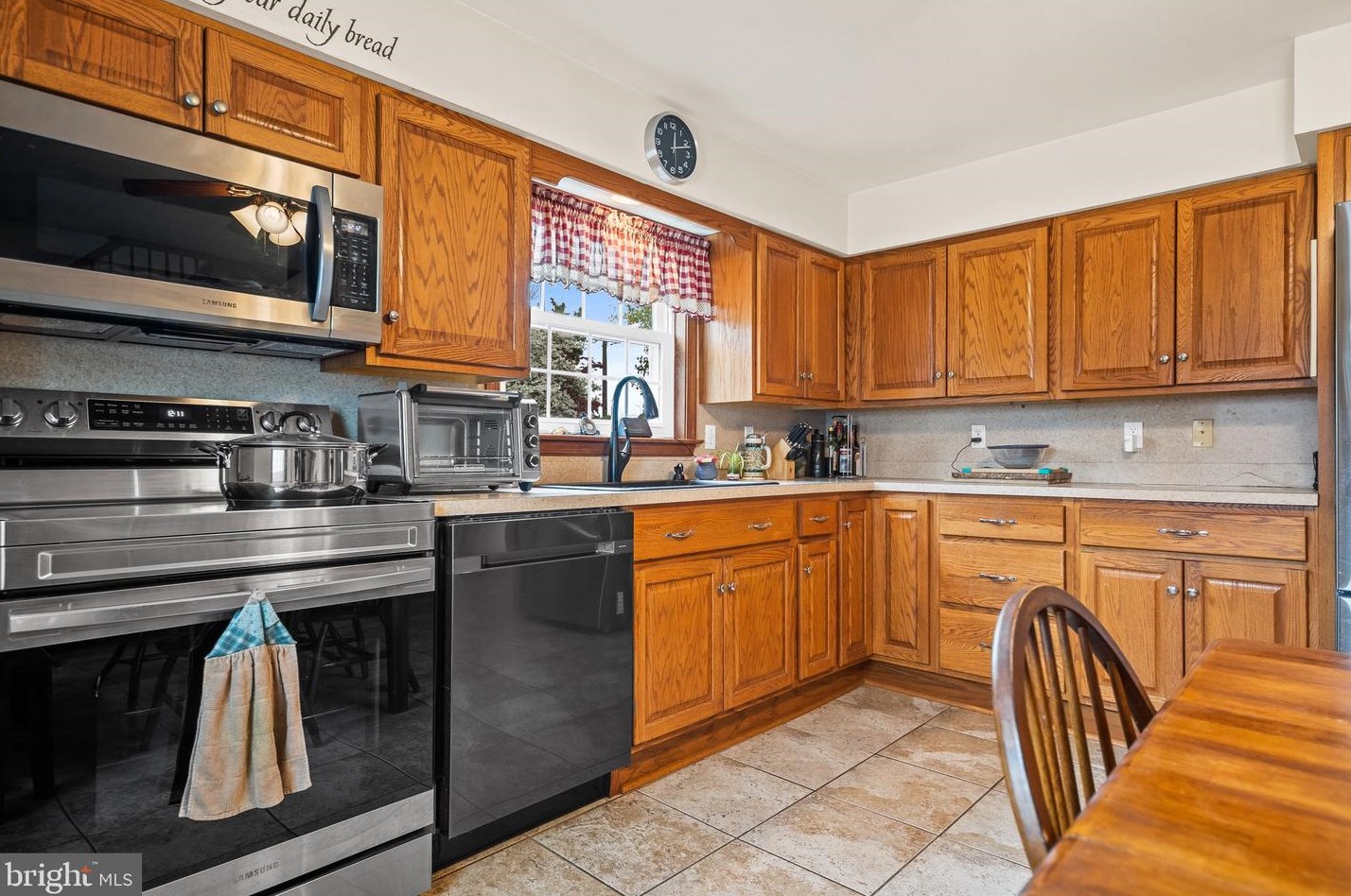 1739 Garden Rd, Vineland NJ  08360-1529 exterior