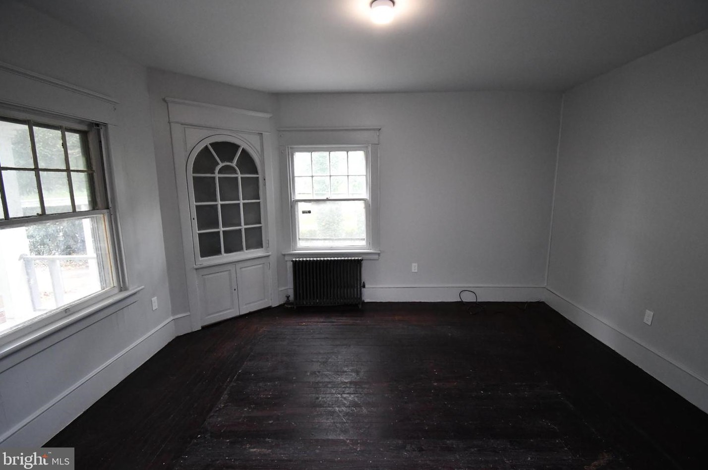 314 E St, Millville NJ  08332-2657 exterior