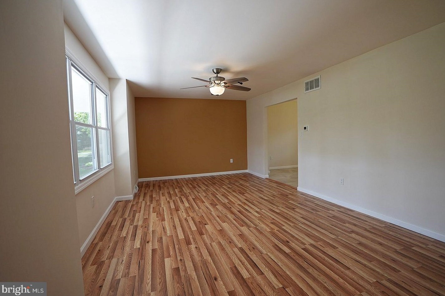 1308 Cedarbrook Ave, Millville NJ  08332-4701 exterior