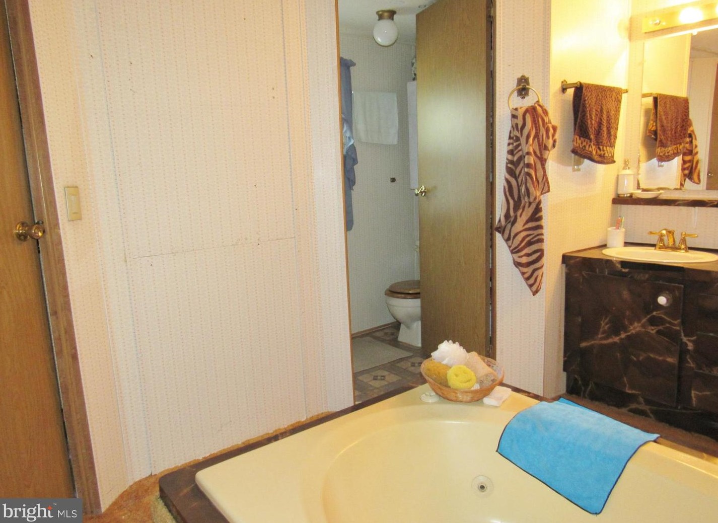 54 Jfk Blvd, Millville NJ  08332-4411 exterior