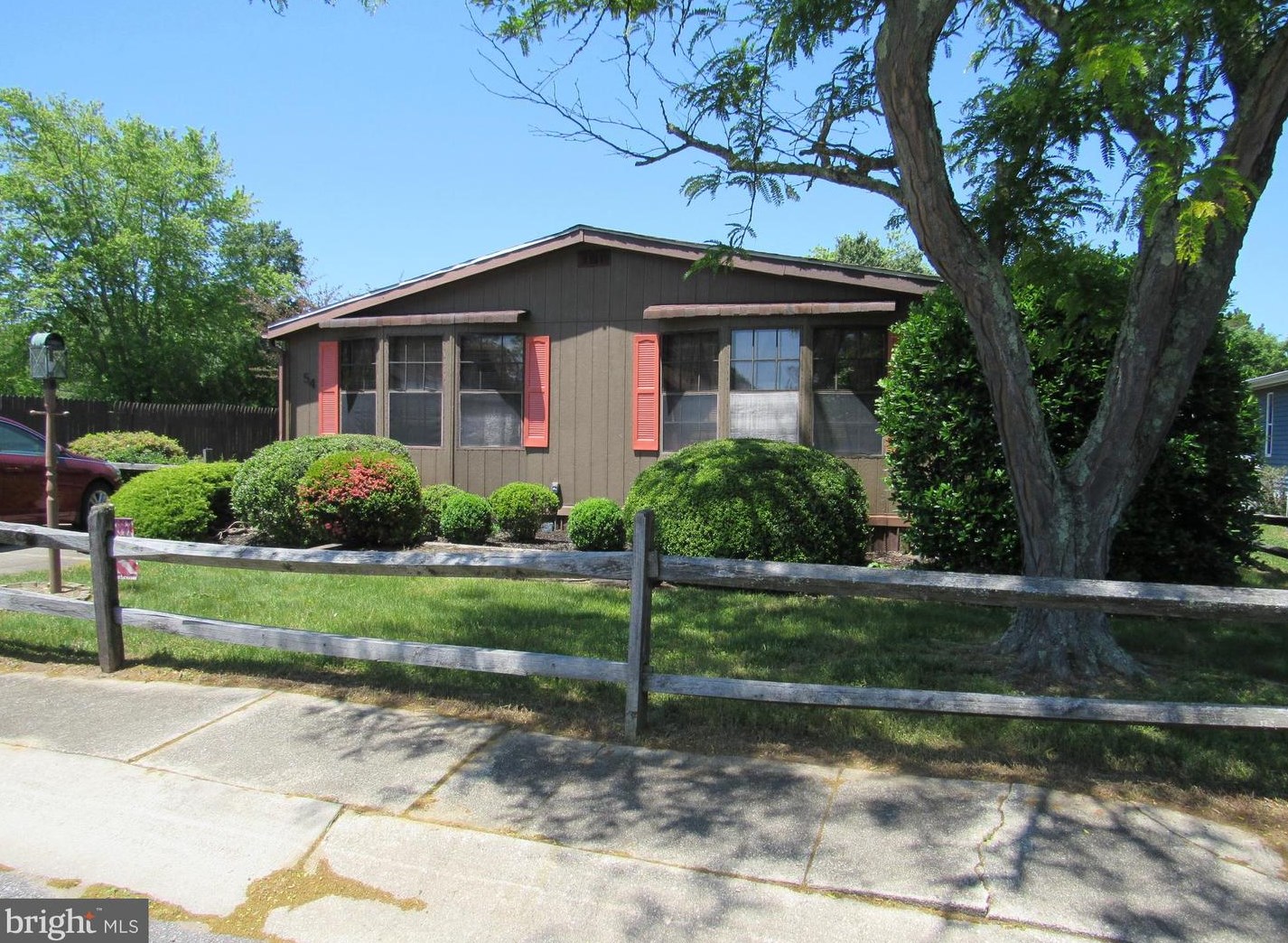 54 Jfk Blvd, Millville NJ  08332-4411 exterior