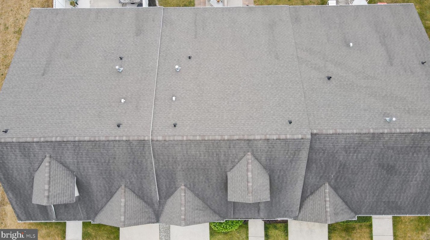 9 Holly Hills Ct, Millville NJ  08332-4152 exterior