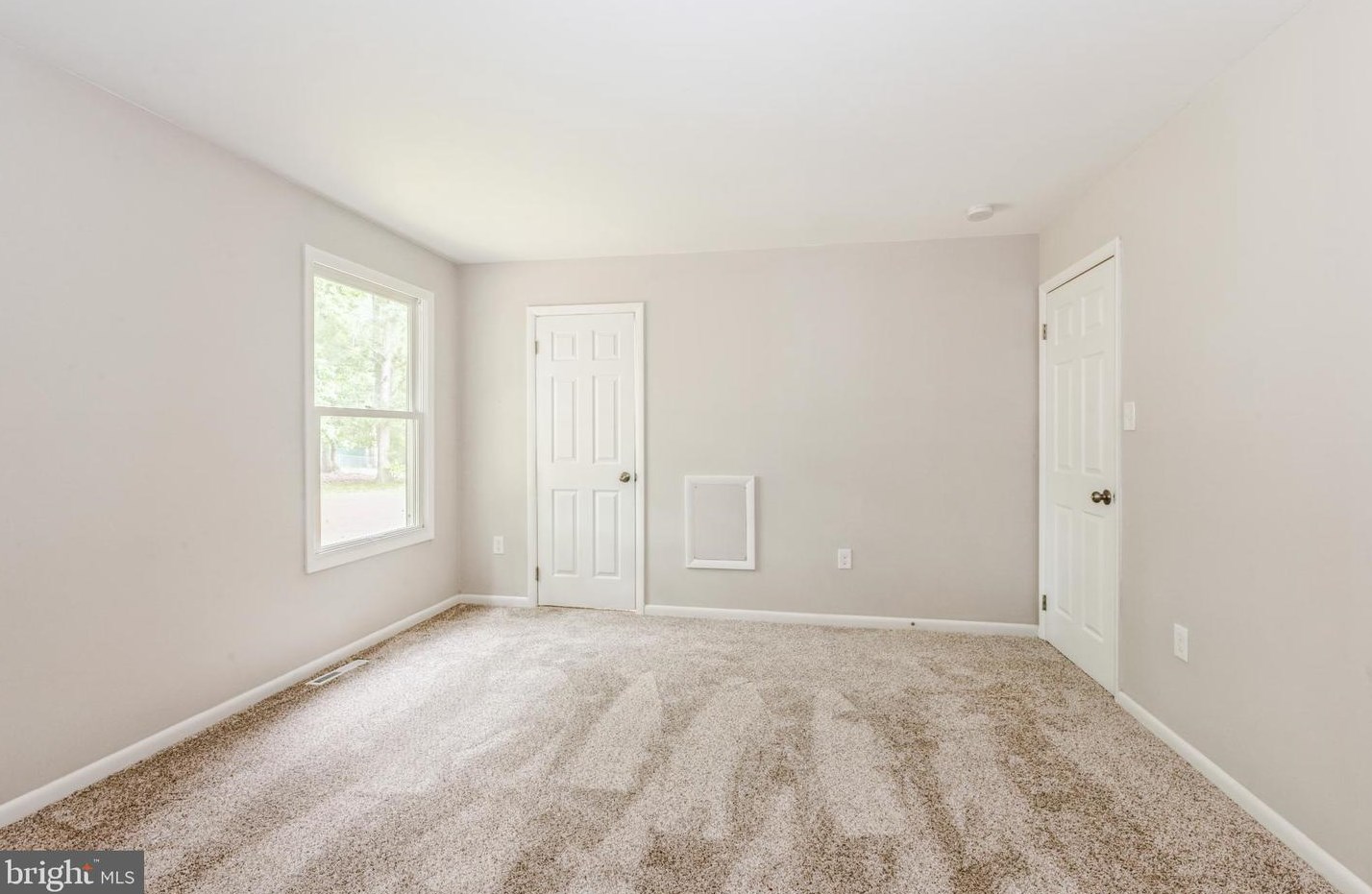 1388 Venus Dr, Vineland NJ  08360-2661 exterior