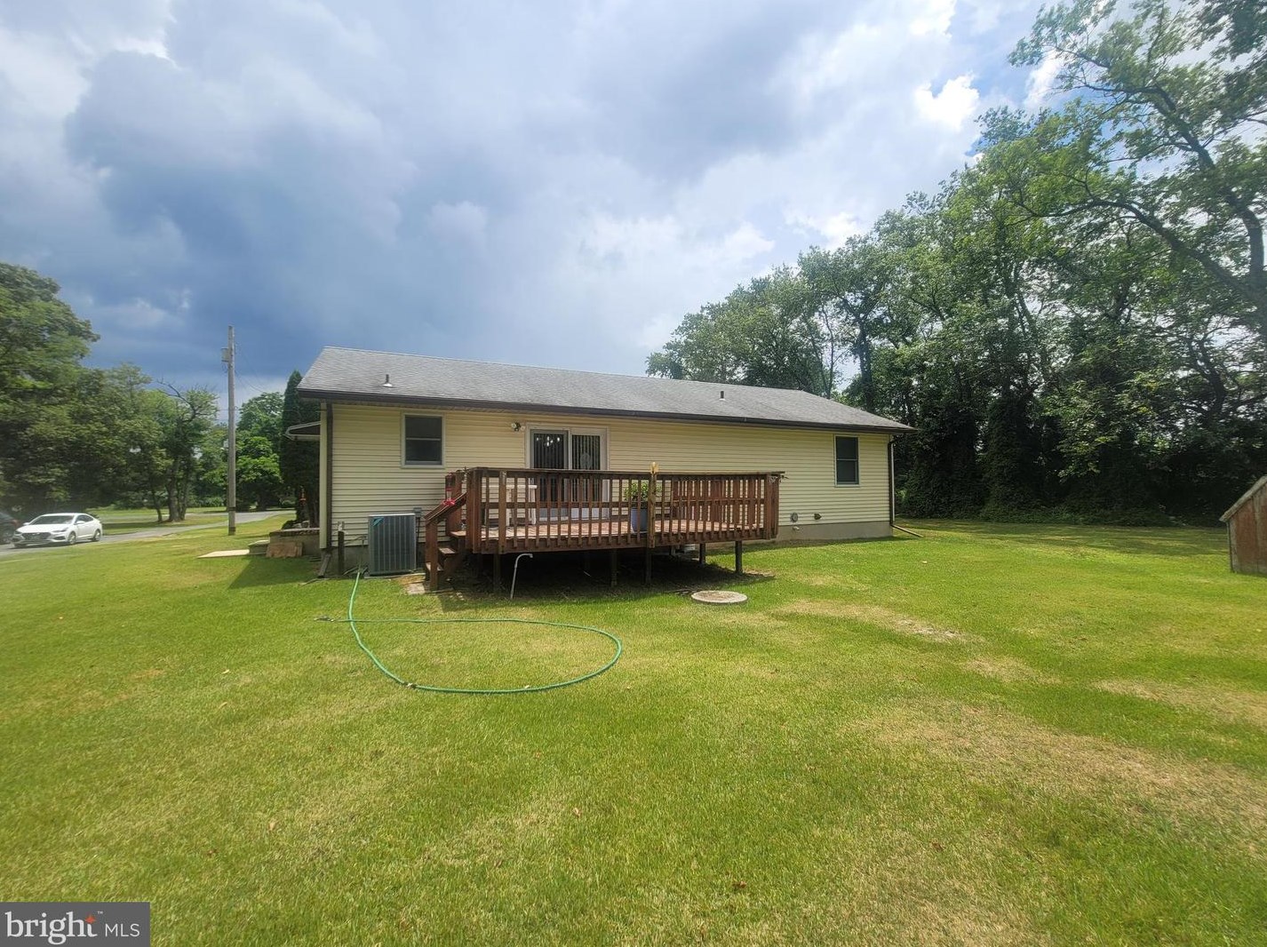 571 Newport Rd, Millville NJ 08332-7818 exterior