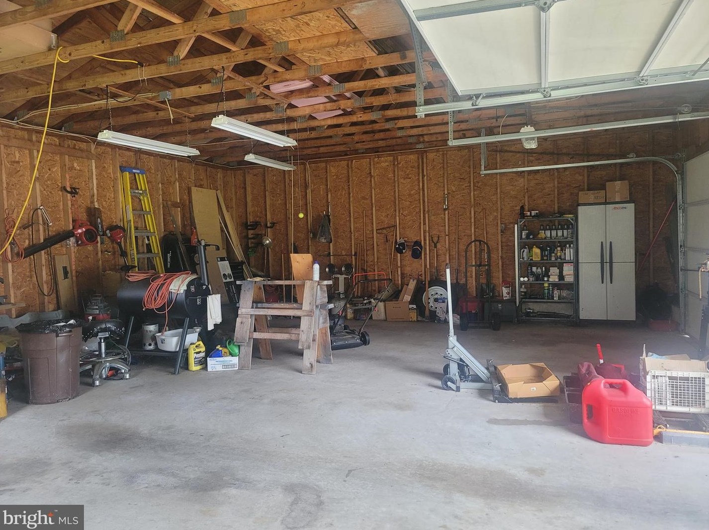 571 Newport Rd, Millville NJ 08332-7818 exterior