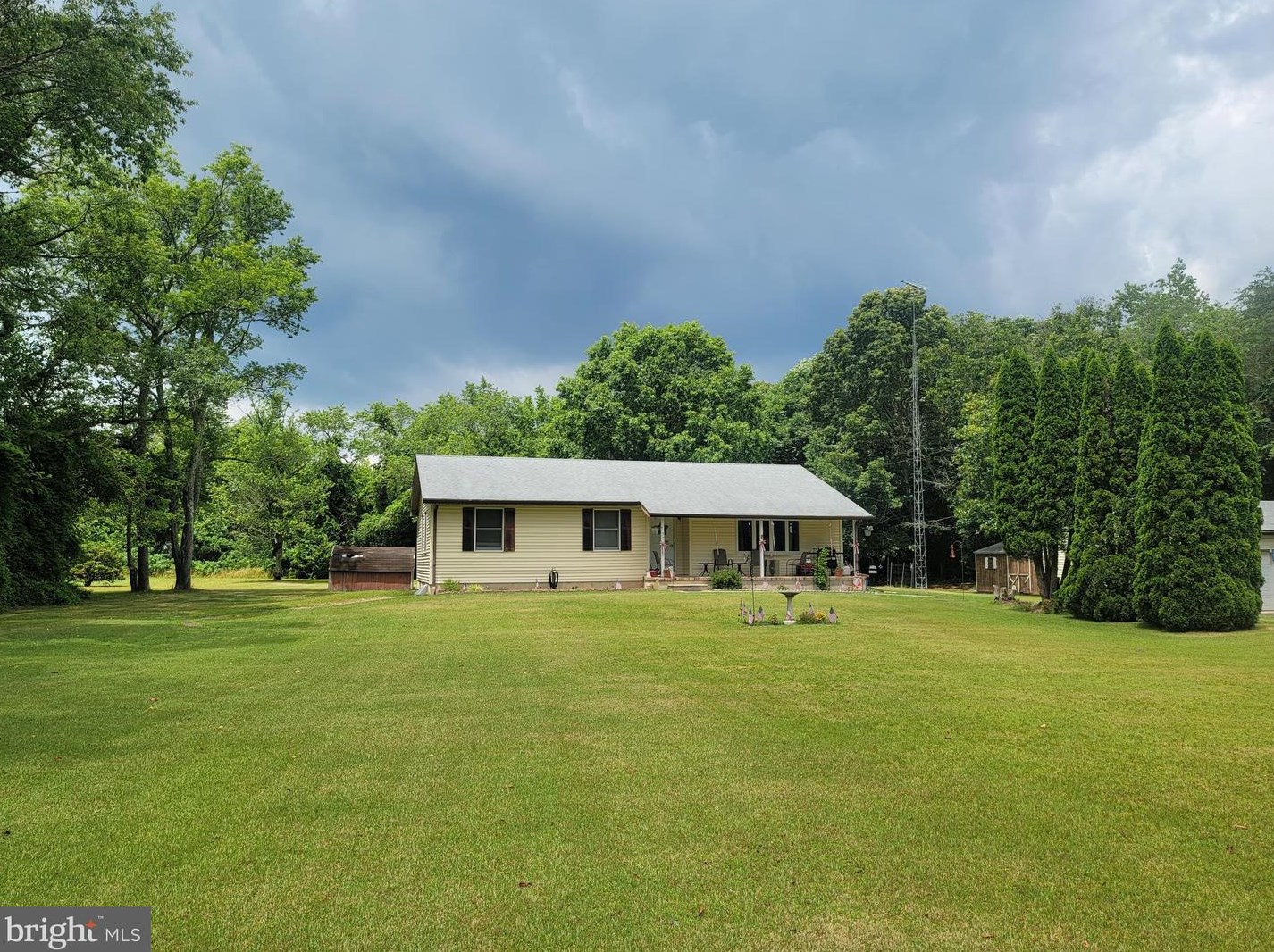 571 Newport Rd, Millville NJ 08332-7818 exterior