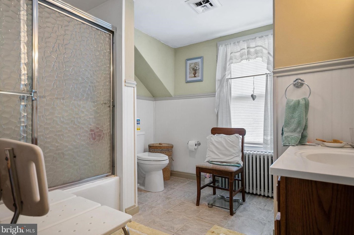 207 East Ave, Vineland NJ  08360-4717 exterior