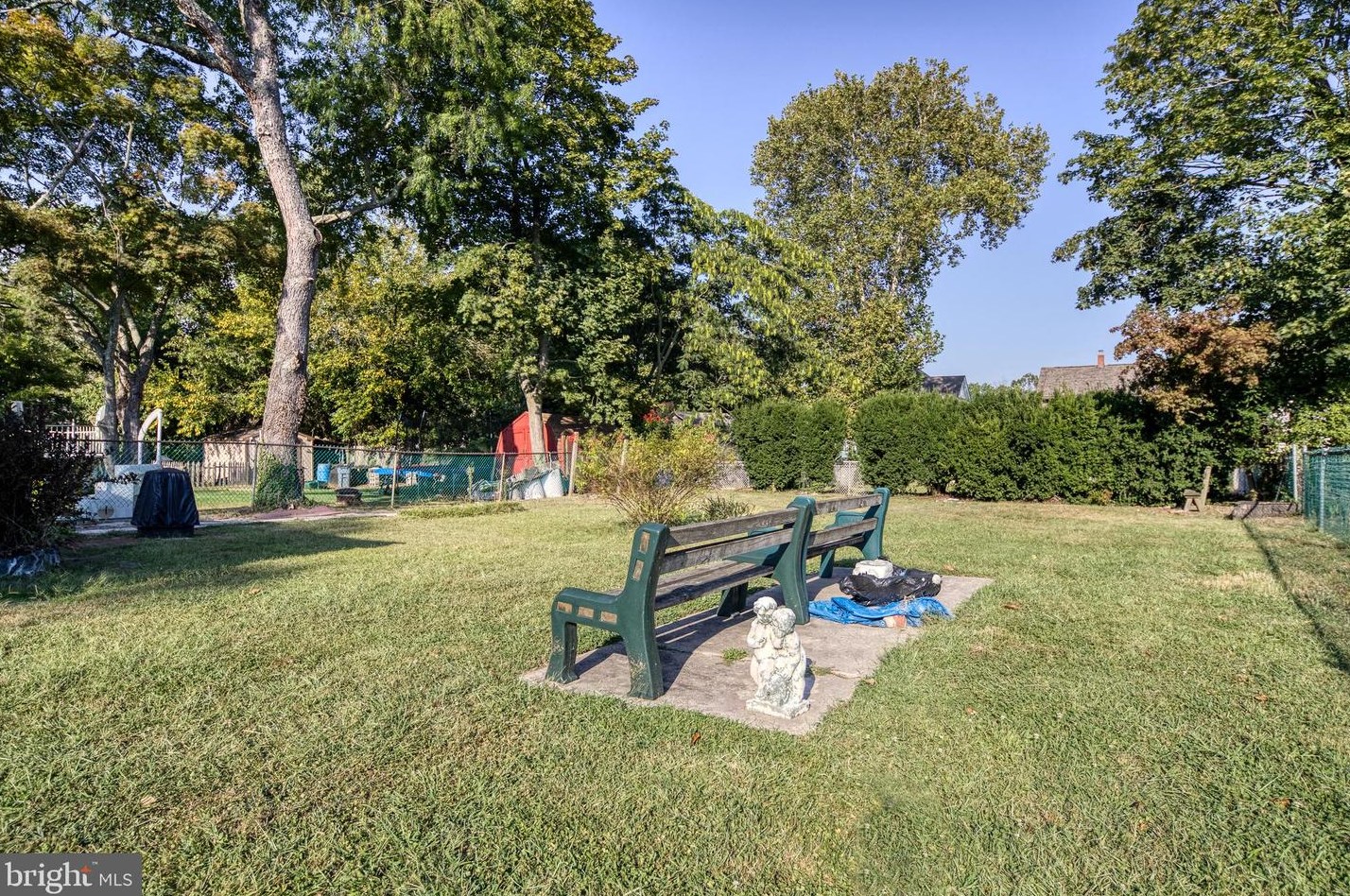 207 East Ave, Vineland NJ  08360-4717 exterior