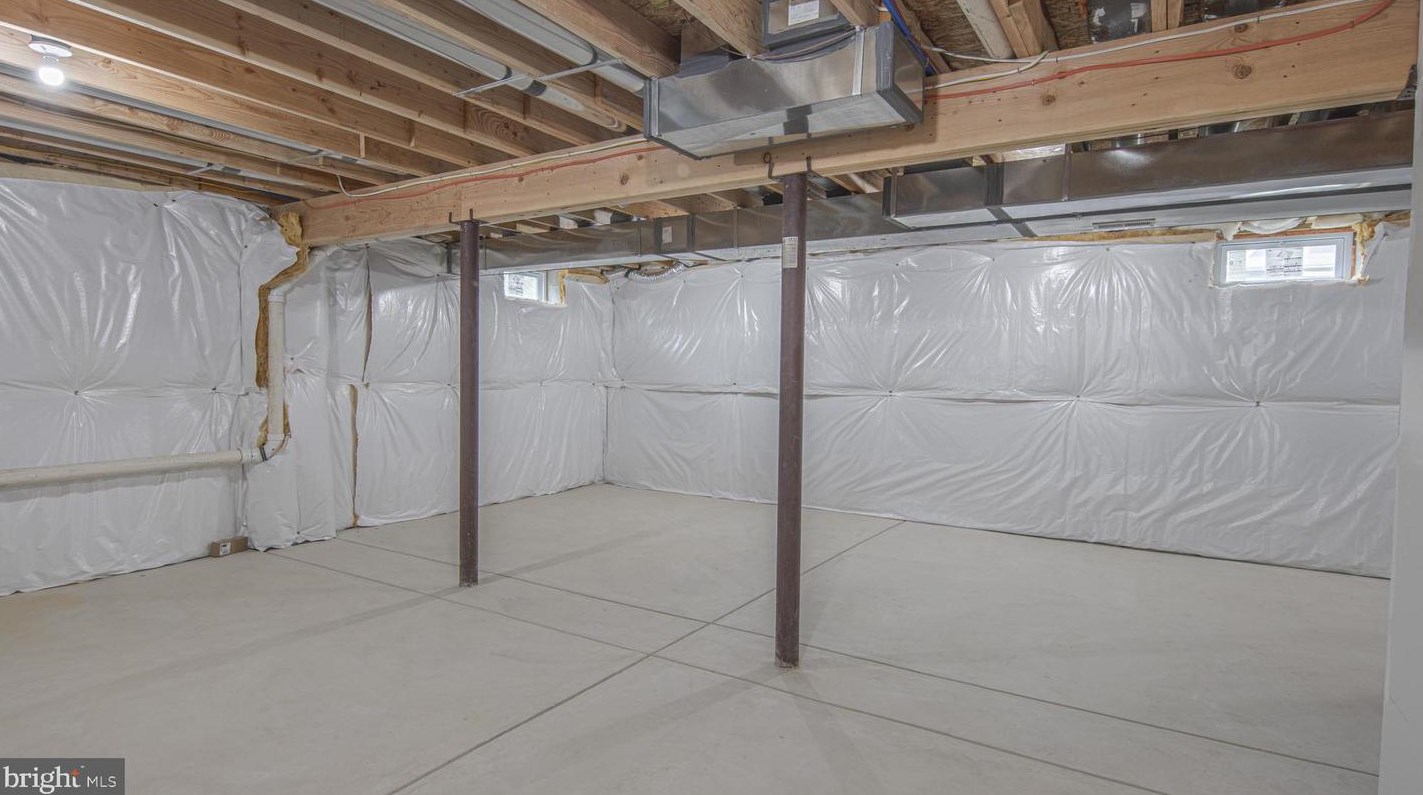 1084 New Peach St, Vineland NJ  08360-3439 exterior