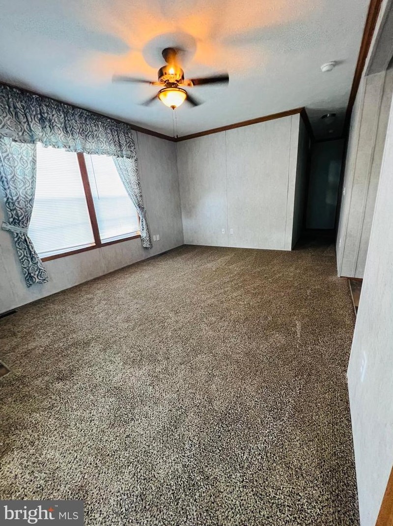 13 Mckinley Dr, Millville NJ 08332-4478 exterior