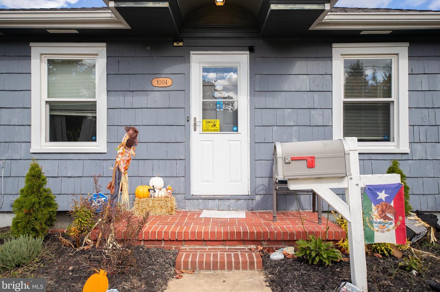 1004 Woodland Ave, Millville NJ  08332-3437 exterior