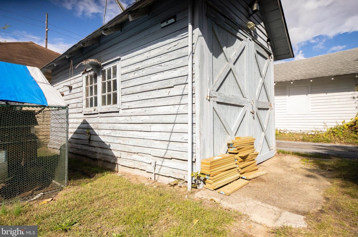 1004 Woodland Ave, Millville NJ  08332-3437 exterior