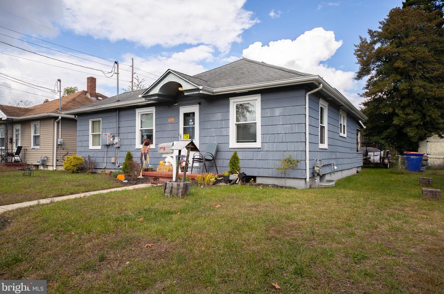 1004 Woodland Ave, Millville NJ  08332-3437 exterior