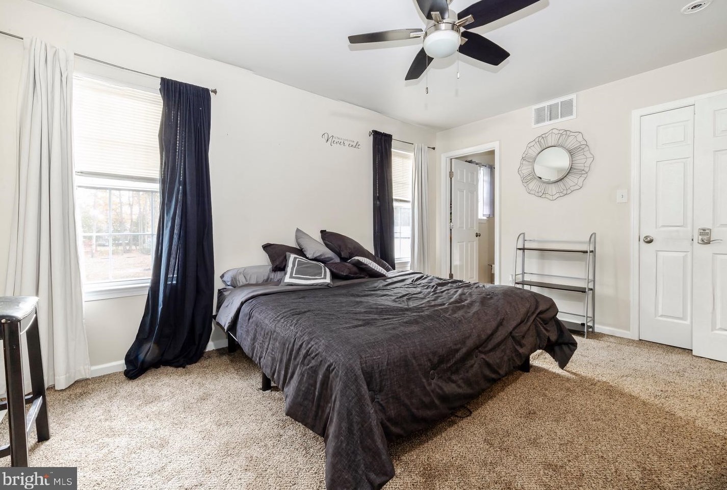 47 Lisa Marie Ter, Millville NJ  08332-4158 exterior