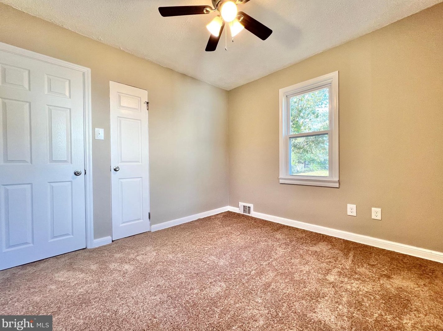 1634 Wallace St, Vineland NJ  08360-4346 exterior