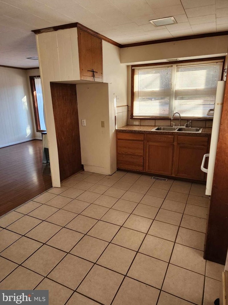 362 Orchard Rd, Vineland NJ  08360-3404 exterior