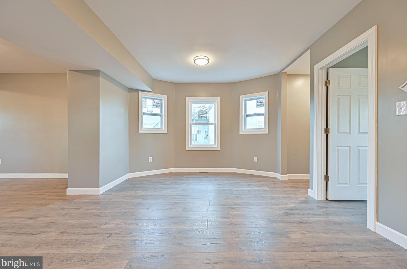 117 Foundry St, Millville NJ  08332-2805 exterior