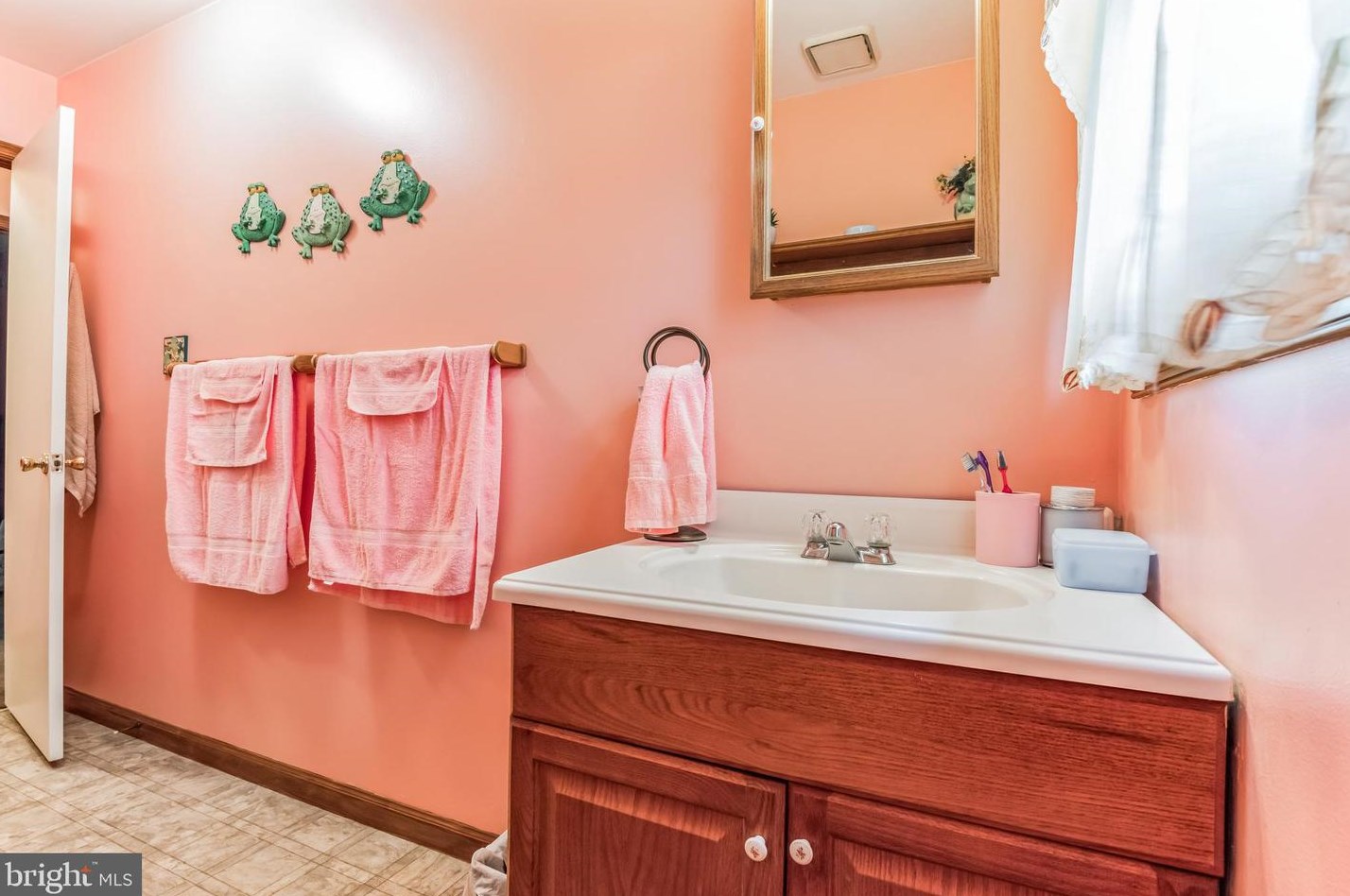 2309 Lakeshore Dr, Millville NJ  08332-7240 exterior