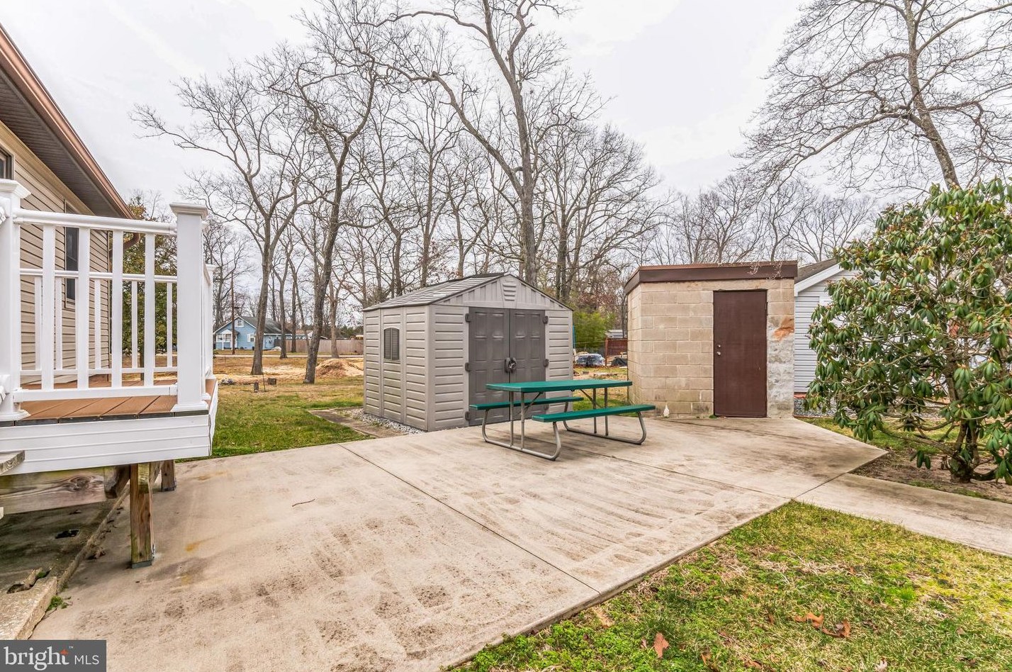 2309 Lakeshore Dr, Millville NJ  08332-7240 exterior