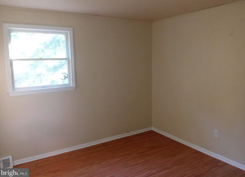 6901 Whittier Dr, Millville NJ  08332-5764 exterior