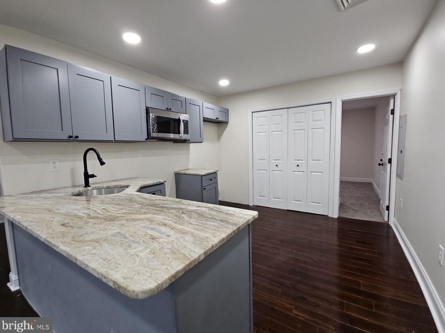 116 6th St, Millville NJ  08332-5343 exterior