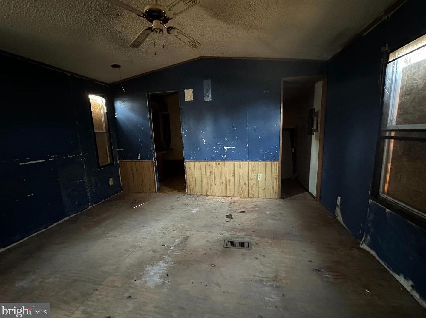 448 Evergreen Rd, Millville NJ  08332-5716 exterior