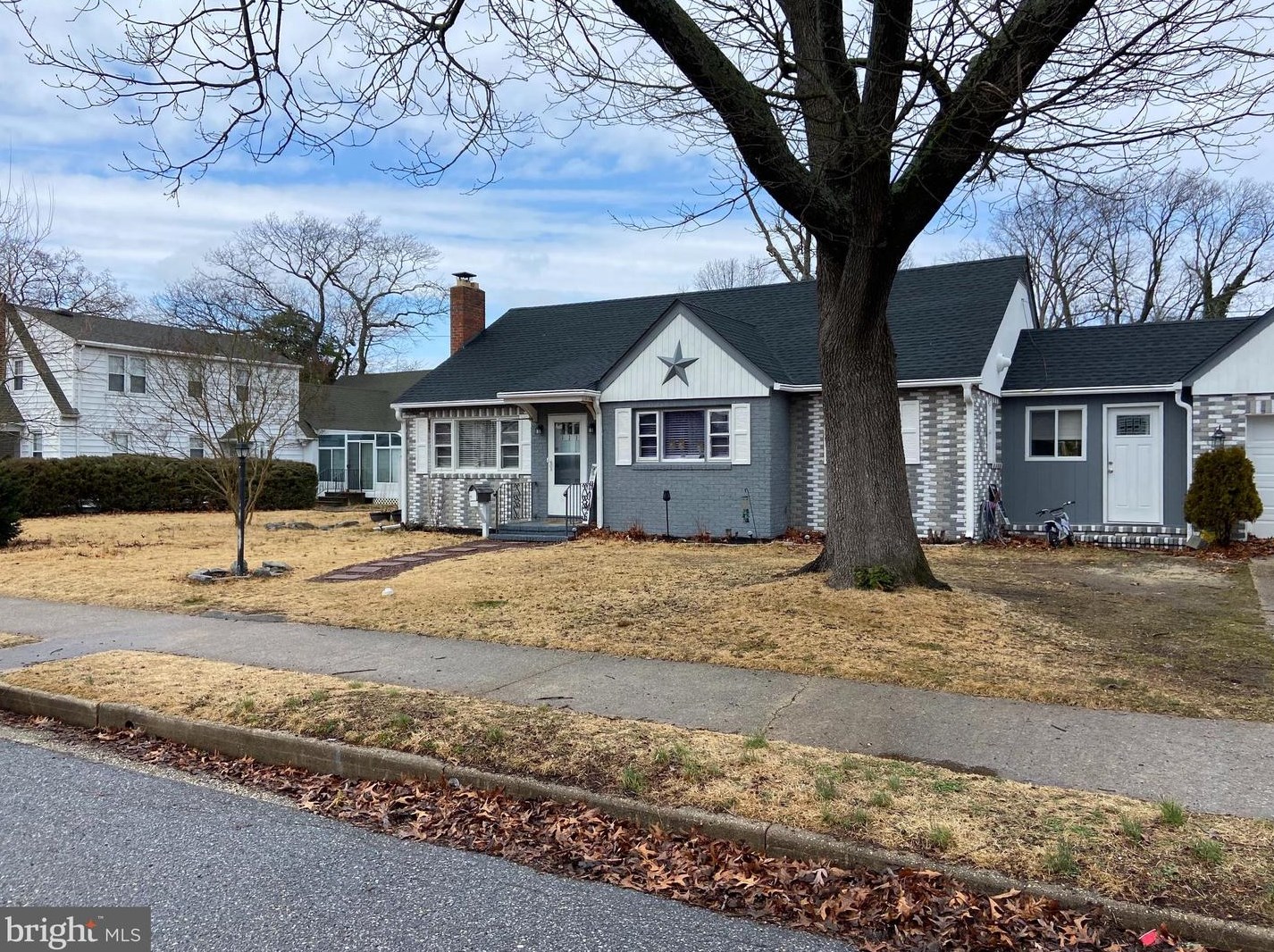 1112 Pine St, Millville NJ  08332-3263 exterior