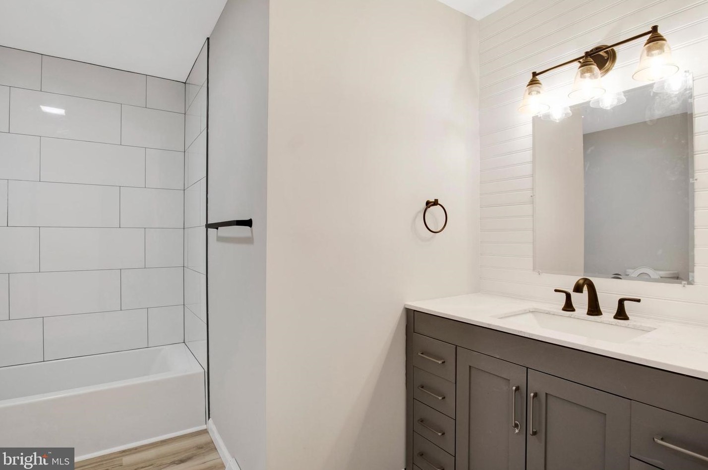 49 Roberts Ave, Stow Creek Twp NJ 08302-3638 exterior