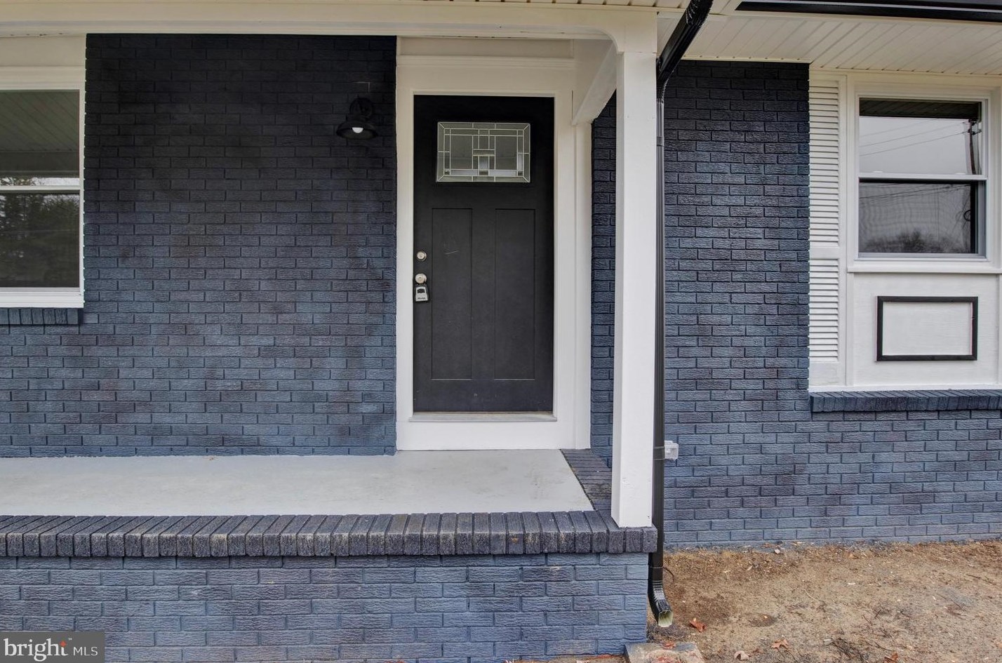 49 Roberts Ave, Stow Creek Twp NJ 08302-3638 exterior