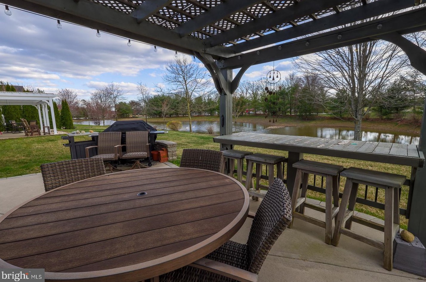 58 Cottage St, Millville NJ 08332-4829 exterior