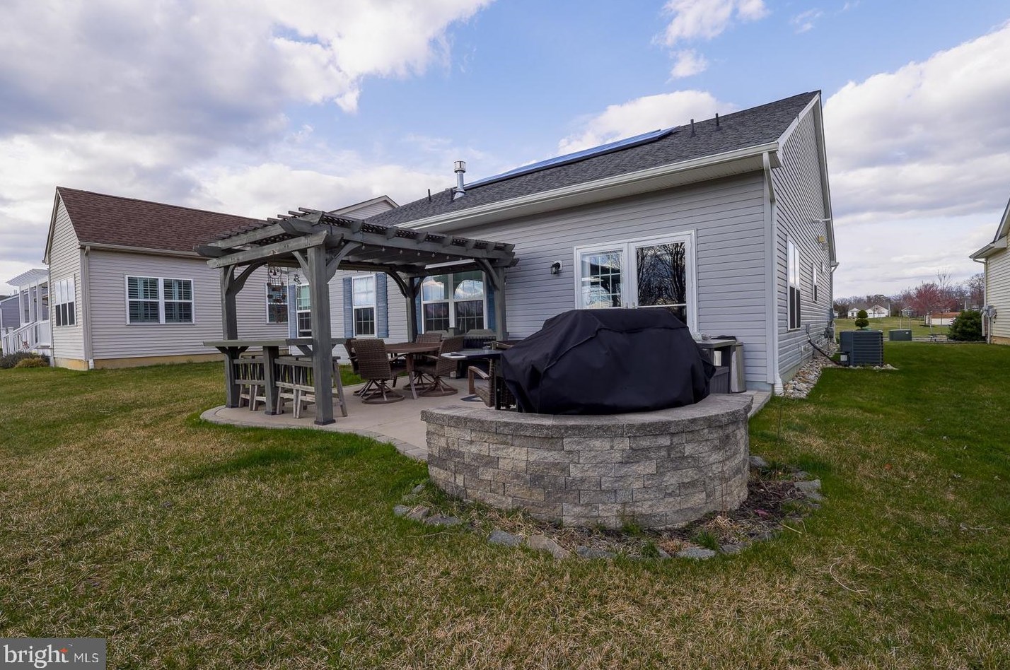 58 Cottage St, Millville NJ 08332-4829 exterior