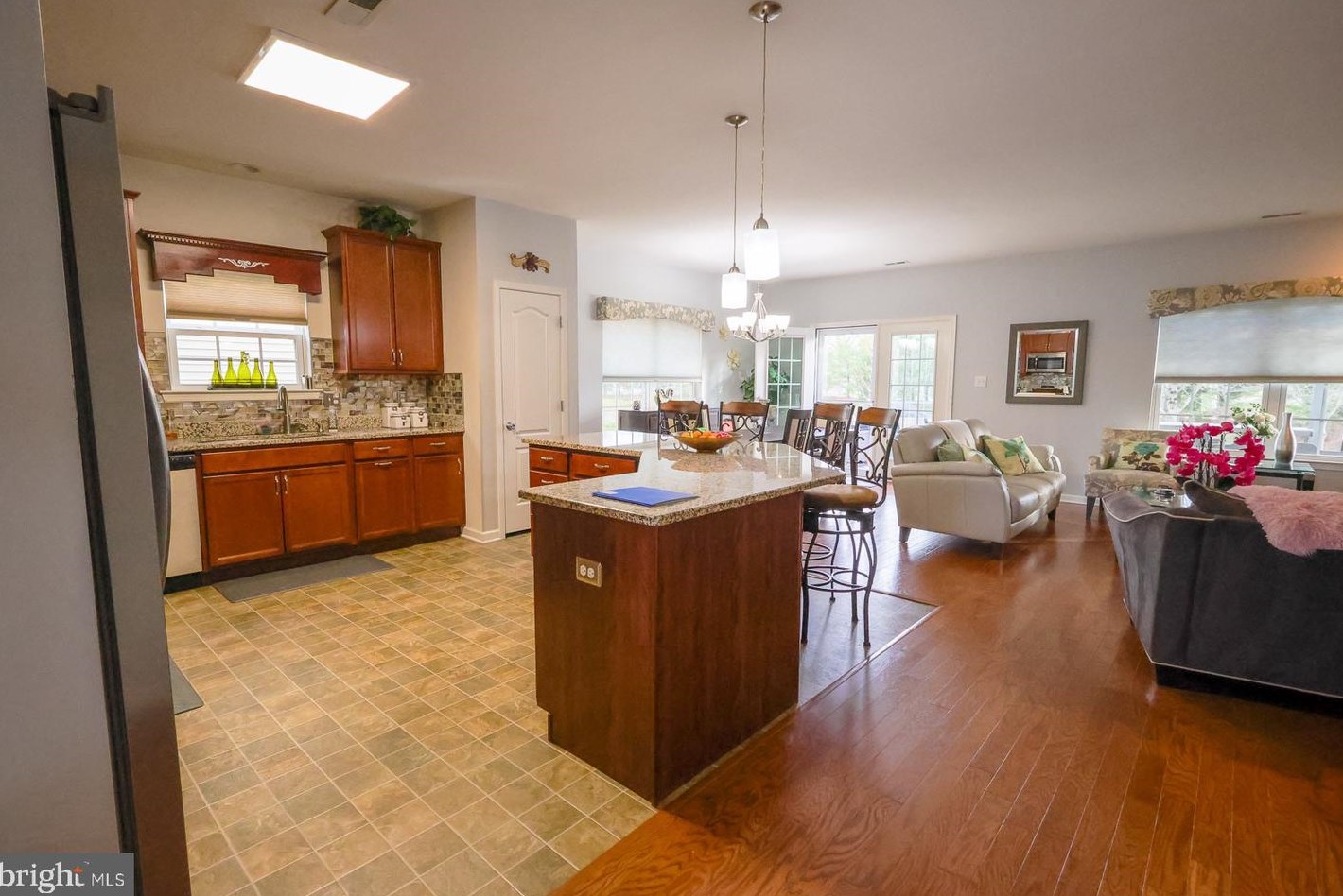 58 Cottage St, Millville NJ 08332-4829 exterior