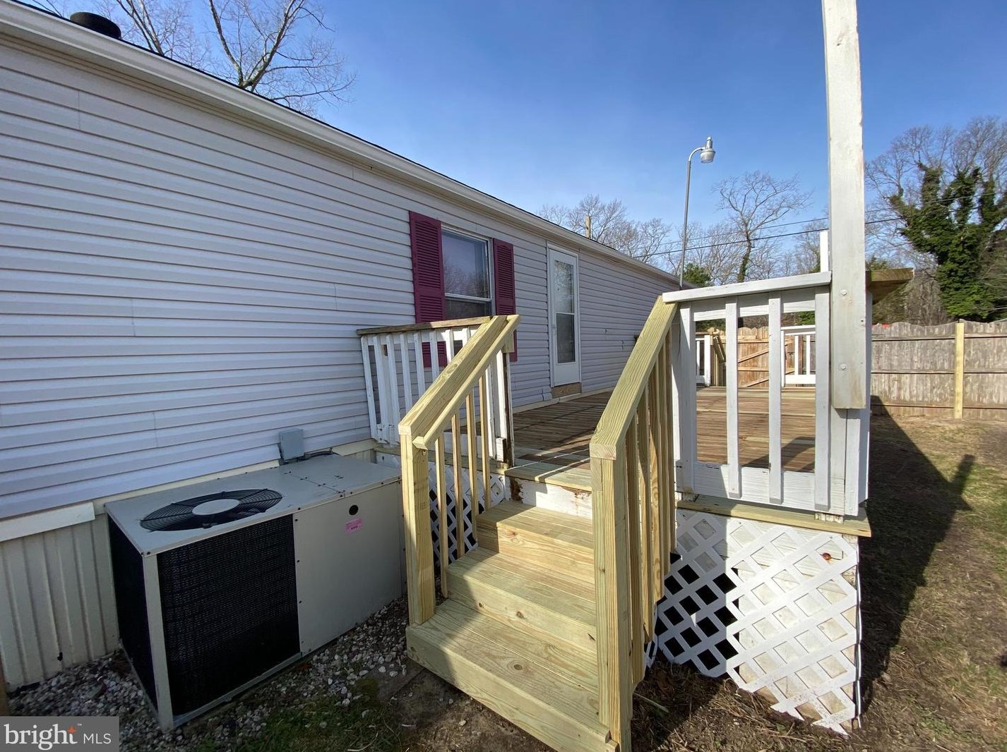 246 Poplar Rd, Millville NJ  08332-7001 exterior