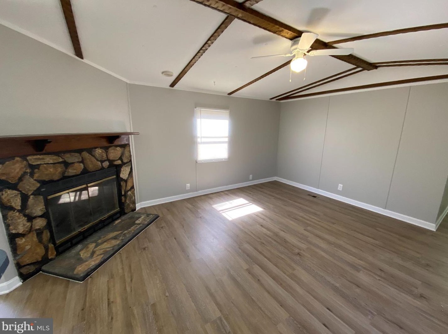 246 Poplar Rd, Millville NJ  08332-7001 exterior