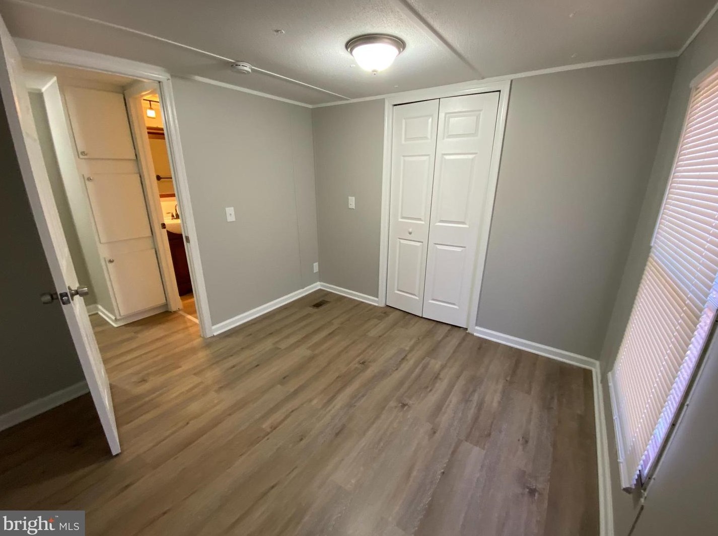 246 Poplar Rd, Millville NJ  08332-7001 exterior