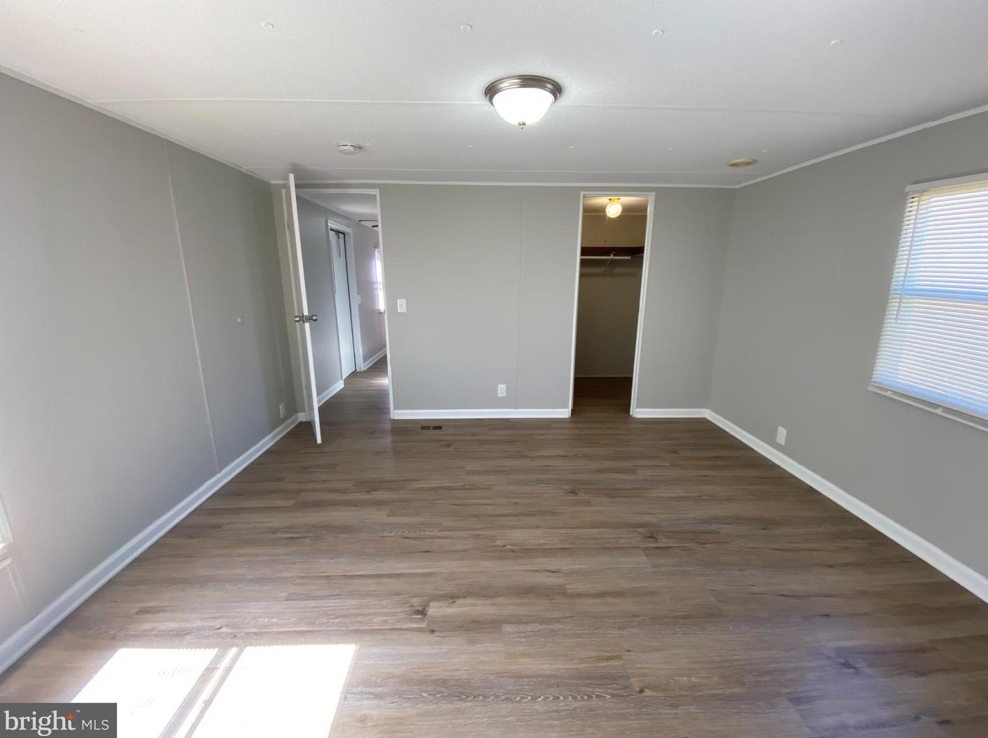 246 Poplar Rd, Millville NJ  08332-7001 exterior