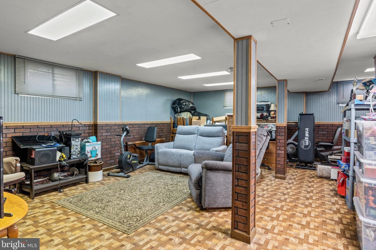 606 Valatia Ave, Millville NJ  08332-3918 exterior