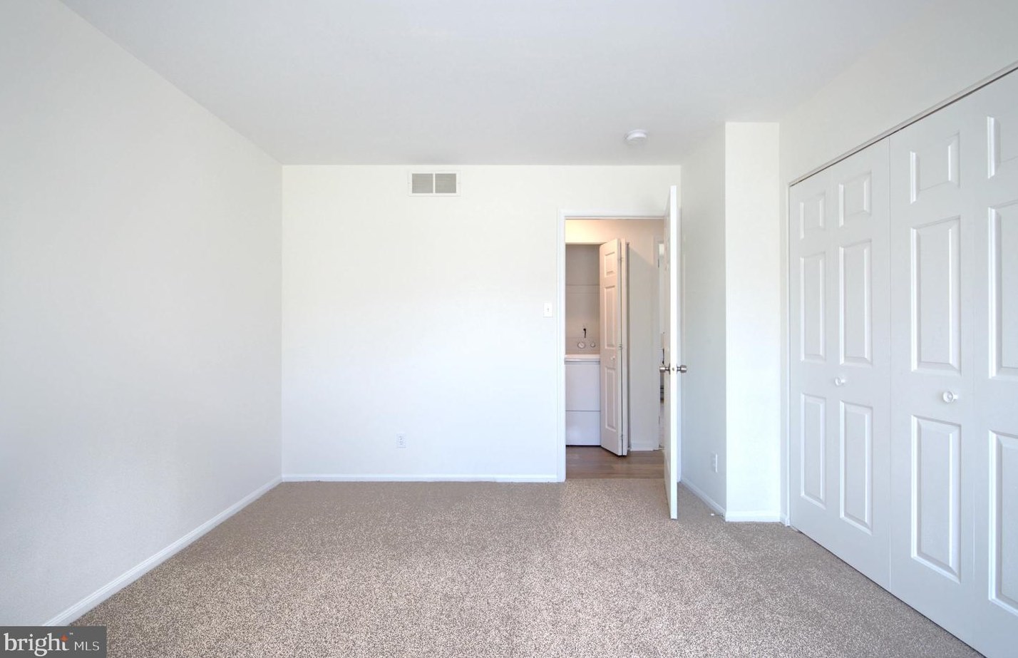 7 Emily Dr, Millville NJ  08332-5134 exterior