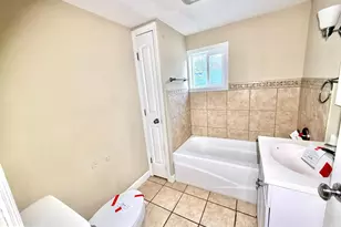 427 Fulton St, Millville, NJ 08332 - Photo 5