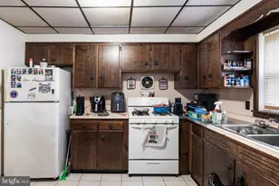 237 S 3rd St, Millville, NJ 08332 - Photo 9