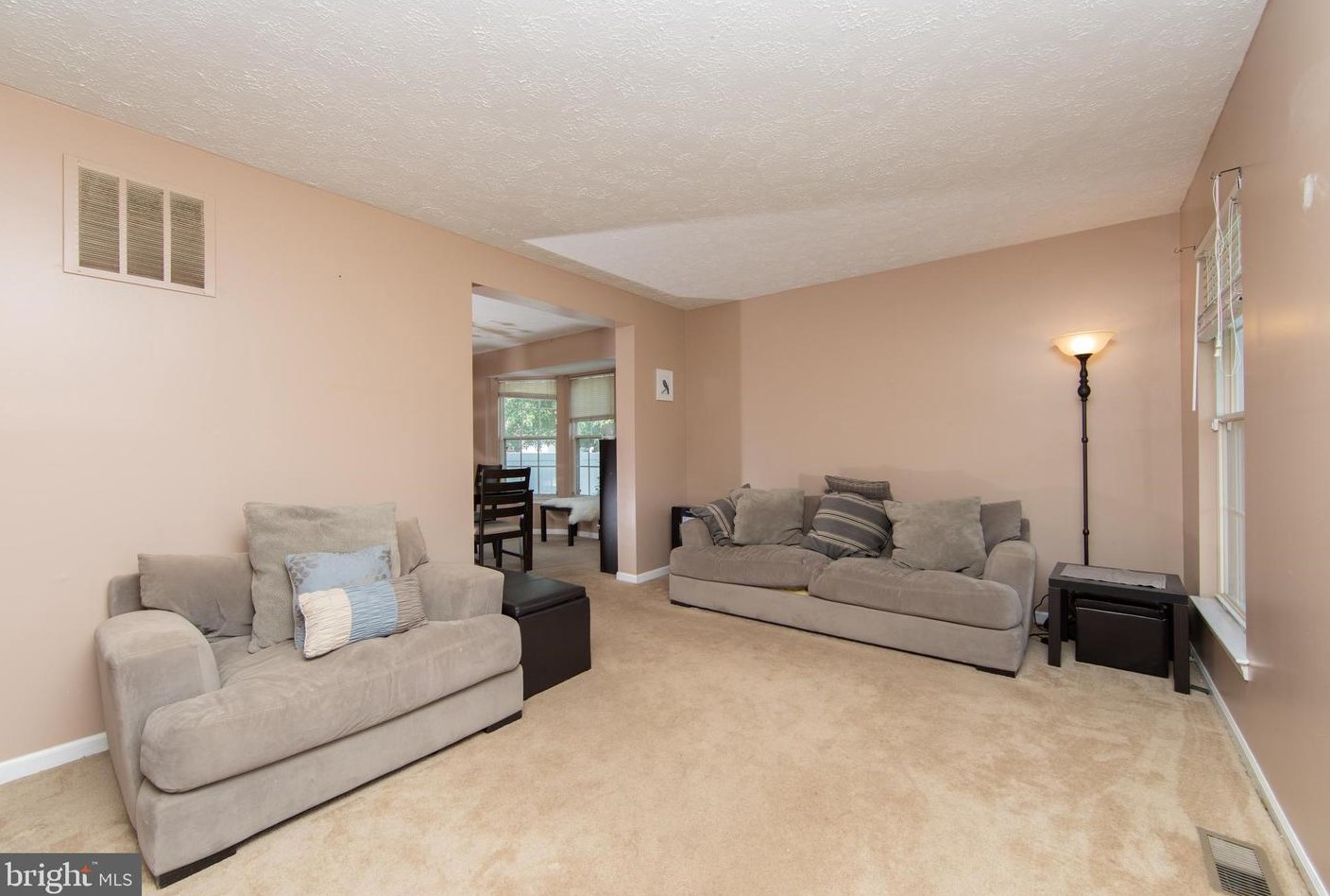 2 Touchstone Ct, Erial NJ  08081-4704 exterior