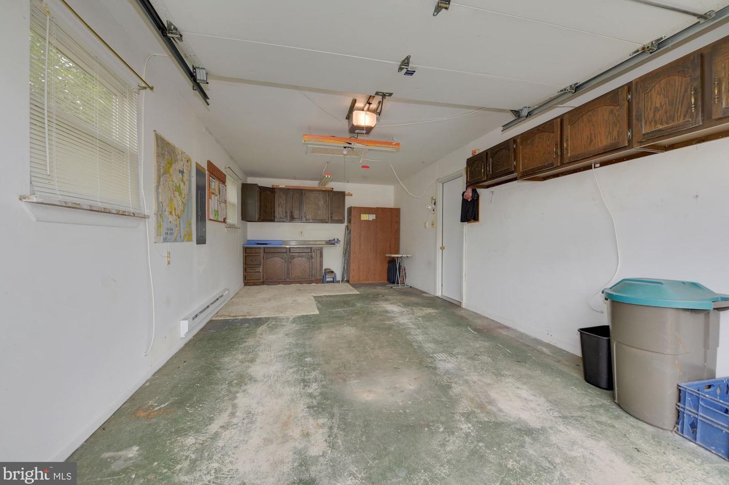 102 Oak Ave, Elm NJ  08037-9636 exterior