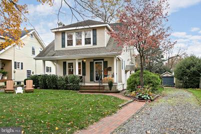 227 Burrwood Avenue - Photo 1