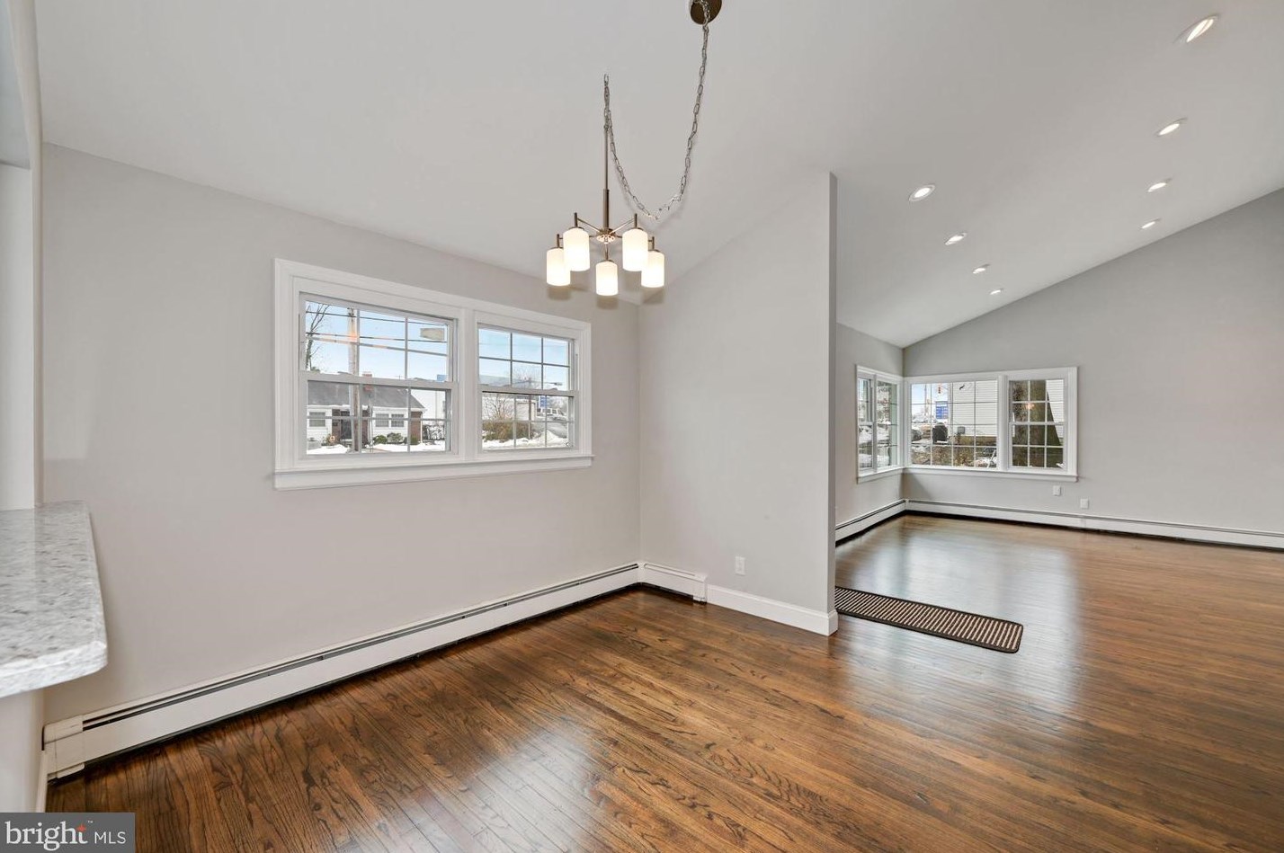 405 Evesham Ave, Magnolia NJ  08049-1726 exterior
